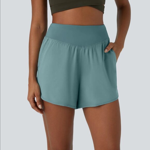 HALARA Breezeful Casual Shorts - Picture 1 of 5